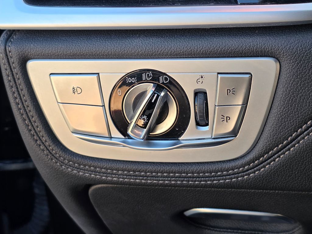 2019 BMW 7 Series 740i - 23005128 - 48