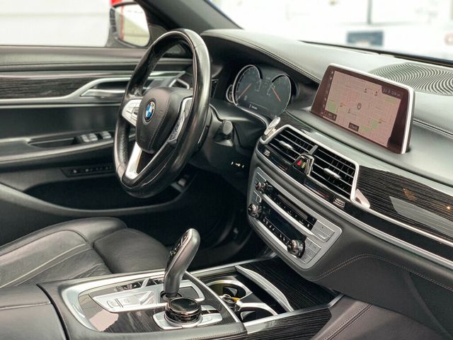 2019 BMW 7 Series 740i M Sport pkg Heads-up display - 22968712 - 29