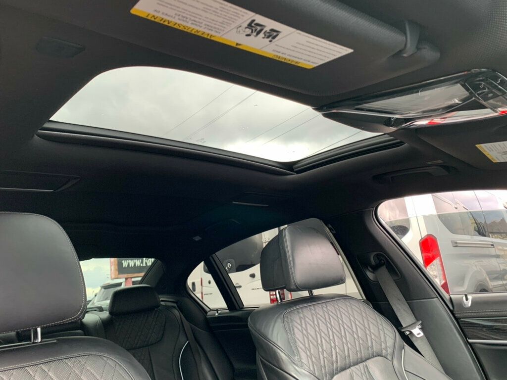 2019 BMW 7 Series 740i M Sport pkg Heads-up display - 22968712 - 31