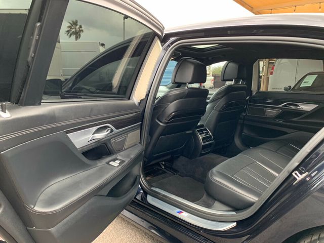 2019 BMW 7 Series 740i M Sport pkg Heads-up display - 22968712 - 39