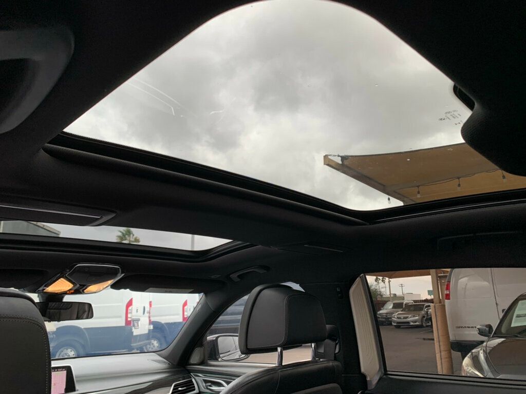 2019 BMW 7 Series 740i M Sport pkg Heads-up display - 22968712 - 44