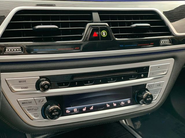 2019 BMW 7 Series 740i M Sport pkg Heads-up display - 22968712 - 47