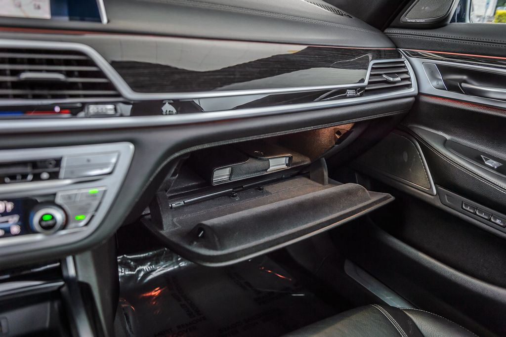 2019 BMW 7 Series 740i M SPORT - SINGAPOR GRAY - PANO ROOF - CARBON CORE -GORGEOUS - 23036509 - 35