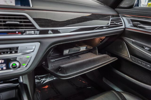 2019 BMW 7 Series 740i M SPORT - SINGAPOR GRAY - PANO ROOF - CARBON CORE -GORGEOUS - 23036509 - 35