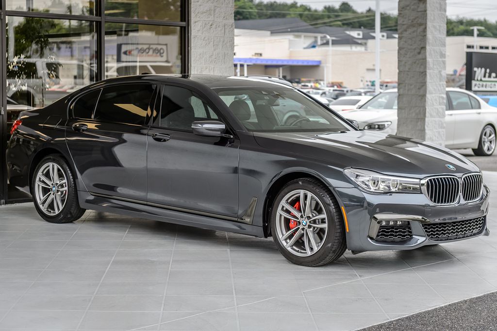 2019 BMW 7 Series 740i M SPORT - SINGAPOR GRAY - PANO ROOF - CARBON CORE -GORGEOUS - 23036509 - 3