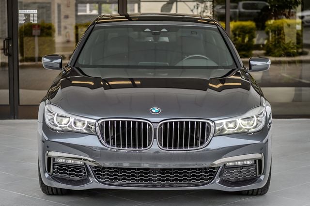2019 BMW 7 Series 740i M SPORT - SINGAPOR GRAY - PANO ROOF - CARBON CORE -GORGEOUS - 23036509 - 4
