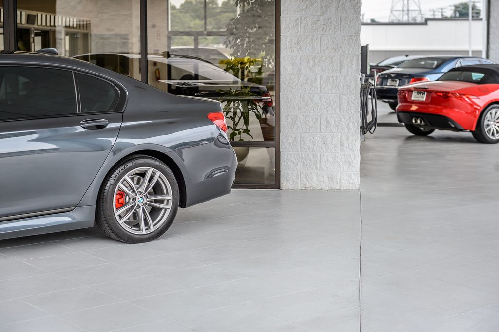 2019 BMW 7 Series 740i M SPORT - SINGAPOR GRAY - PANO ROOF - CARBON CORE -GORGEOUS - 23036509 - 60