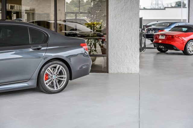 2019 BMW 7 Series 740i M SPORT - SINGAPOR GRAY - PANO ROOF - CARBON CORE -GORGEOUS - 23036509 - 60