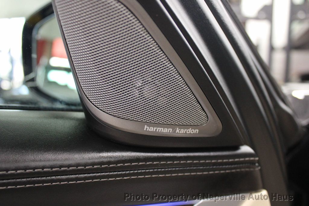 2019 Bmw 740i xDrive Sedan photo 14
