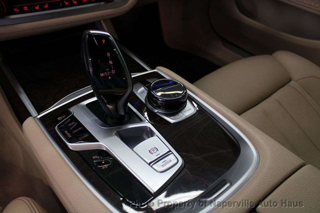 2019 Bmw 740i xDrive Sedan photo 28