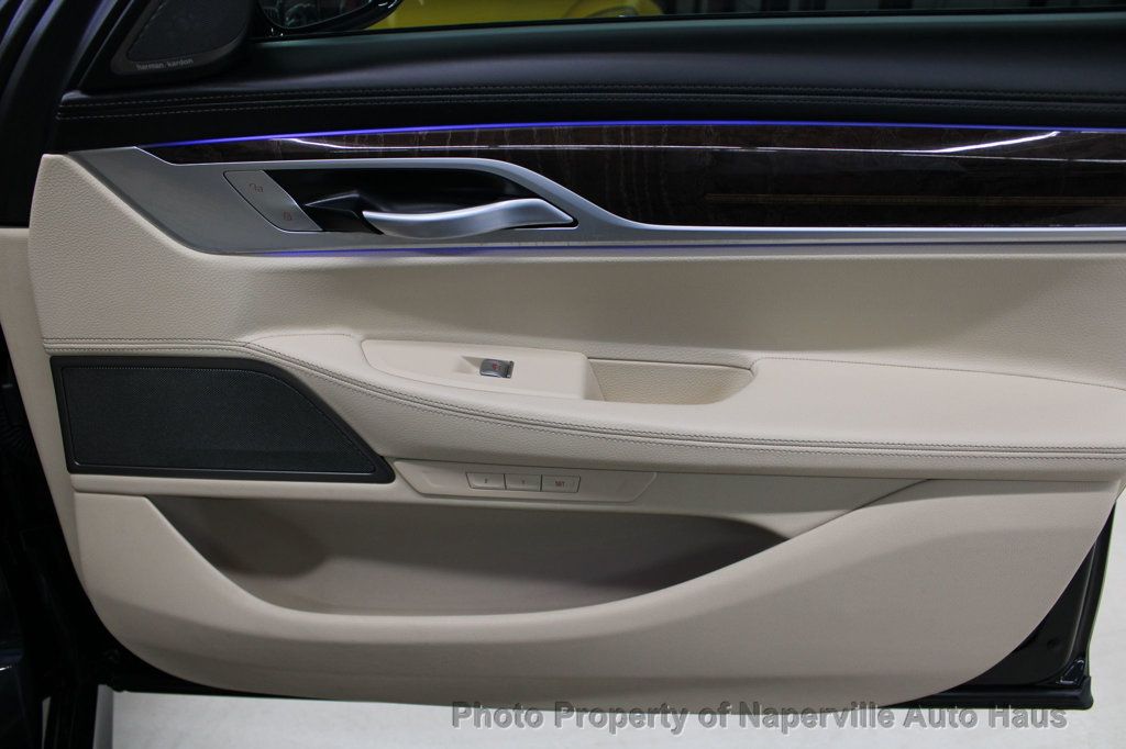 2019 Bmw 740i xDrive Sedan photo 44