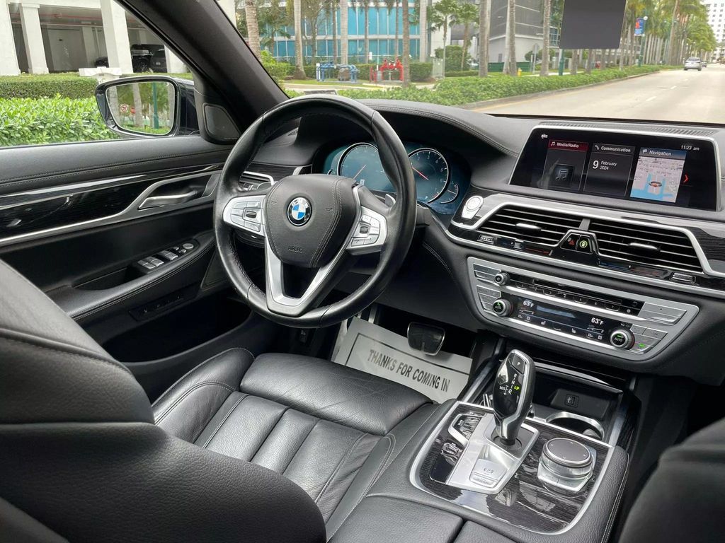2019 BMW 7 Series 740i xDrive - 22317801 - 23