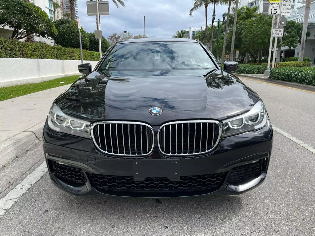 2019 BMW 7 Series 740i xDrive - 22317801 - 35