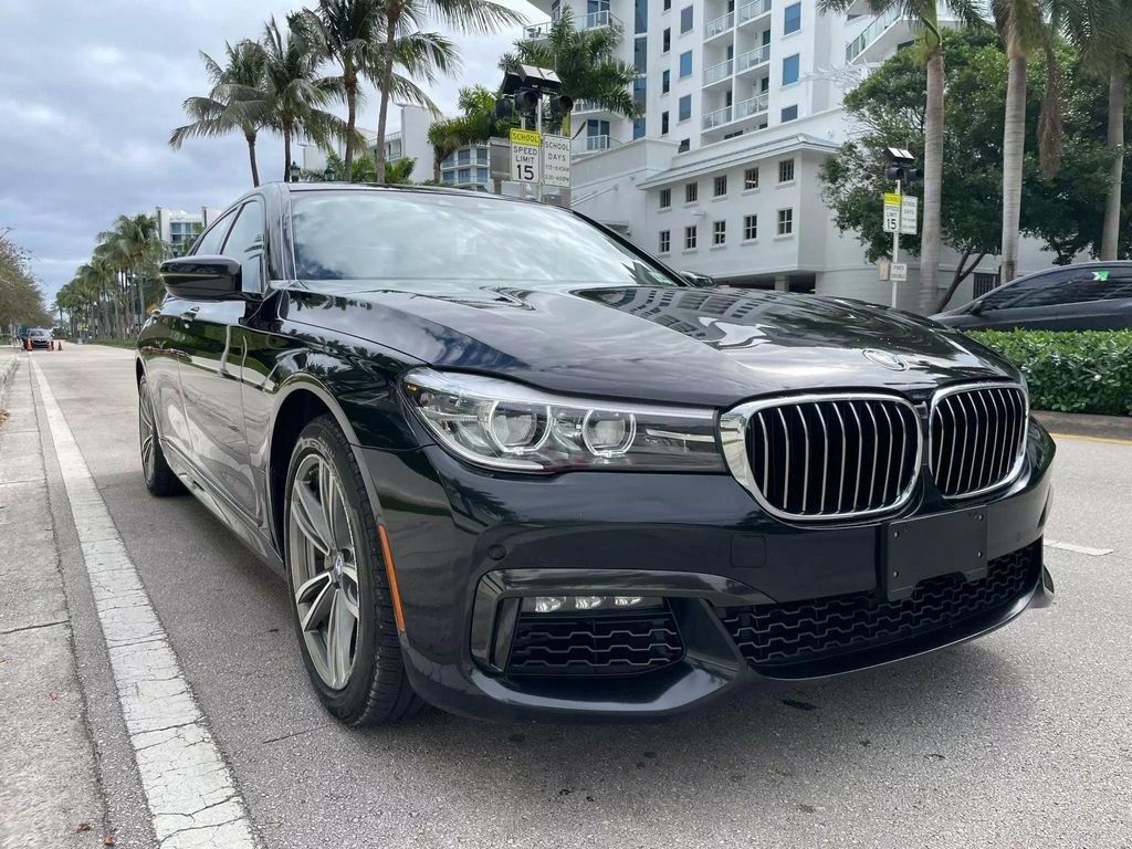 2019 BMW 7 Series 740i xDrive - 22317801 - 38
