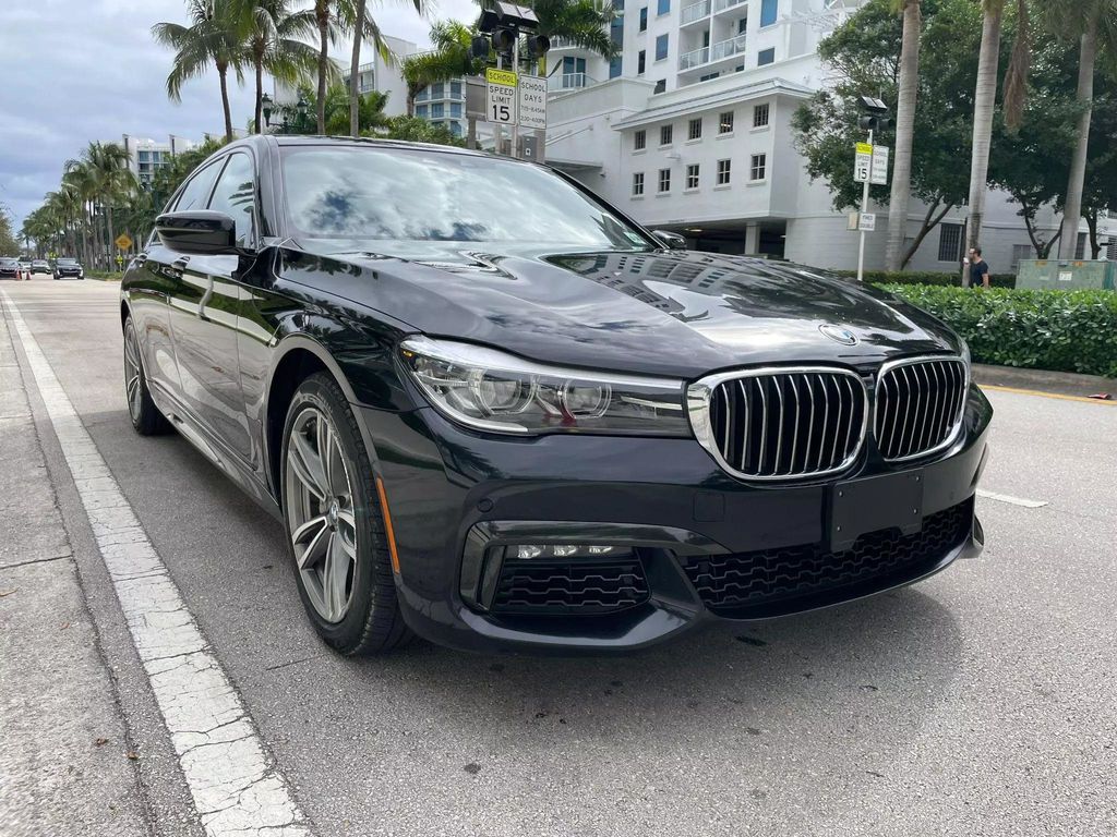 2019 BMW 7 Series 740i xDrive - 22317801 - 8
