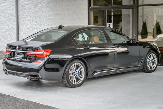 2019 BMW 7 Series 740i xDRIVE - M SPORT - BEST COLORS - NAV - PANO ROOF - LOADED - 22994323 - 9