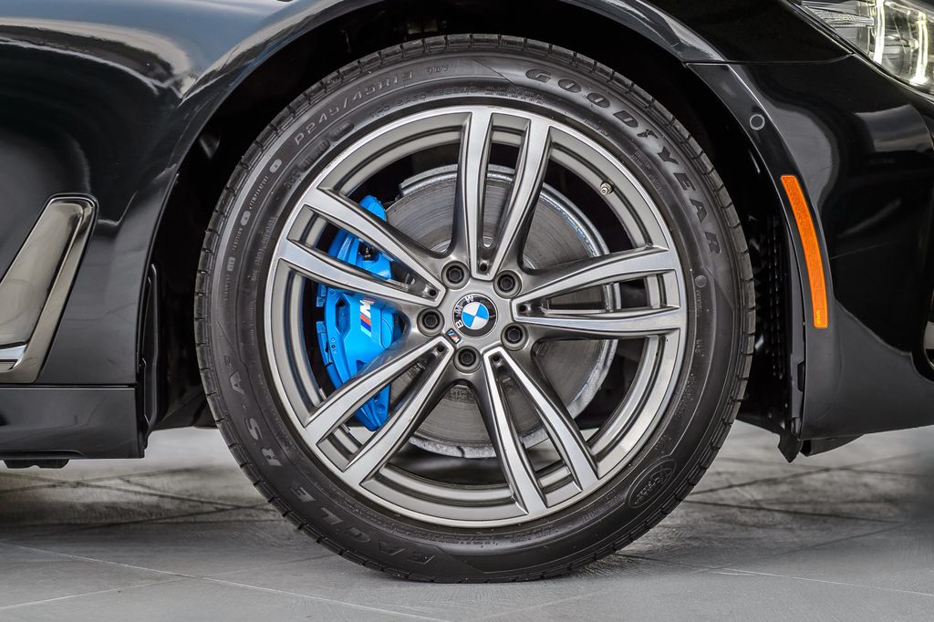 2019 BMW 7 Series 740i xDRIVE - M SPORT - BEST COLORS - NAV - PANO ROOF - LOADED - 22994323 - 16