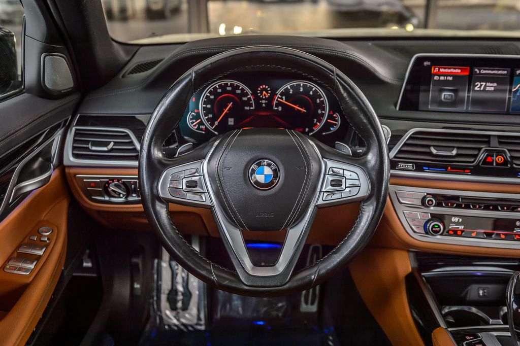 2019 BMW 7 Series 740i xDRIVE - M SPORT - BEST COLORS - NAV - PANO ROOF - LOADED - 22994323 - 28