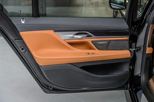 2019 BMW 7 Series 740i xDRIVE - M SPORT - BEST COLORS - NAV - PANO ROOF - LOADED - 22994323 - 54