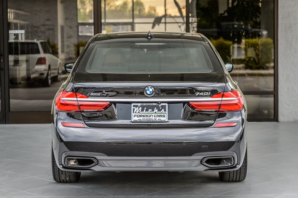 2019 BMW 7 Series 740i xDRIVE - M SPORT - BEST COLORS - NAV - PANO ROOF - LOADED - 22994323 - 8