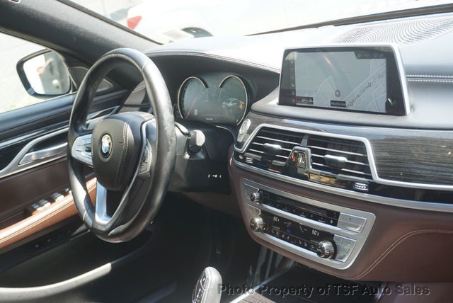 2019 BMW 7 Series 740i xDrive M SPORT/EXECUTIVE/PARK ASSIST/COLD WEATHER PACKAGES  - 23062136 - 19