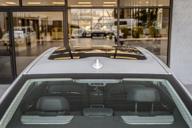 2019 BMW 7 Series 740i xDRIVE - NAV - PANO ROOF - BLUETOOTH - BACKUP CAM - MUSTSEE - 22994332 - 9