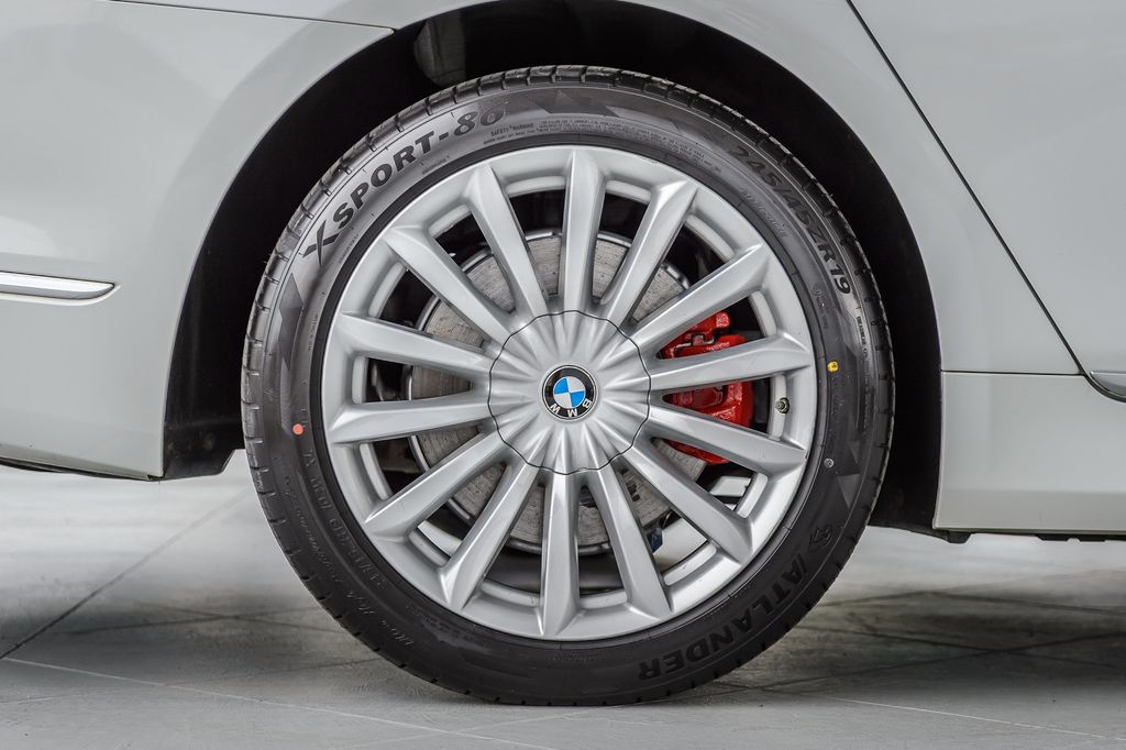 2019 BMW 7 Series 740i xDRIVE - NAV - PANO ROOF - BLUETOOTH - BACKUP CAM - MUSTSEE - 22994332 - 14