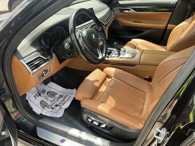 2019 BMW 7 Series 750i - 23006811 - 3