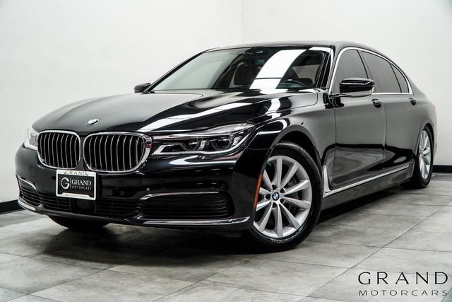 2019 BMW 7 Series 750i xDrive - 22991451 - 0