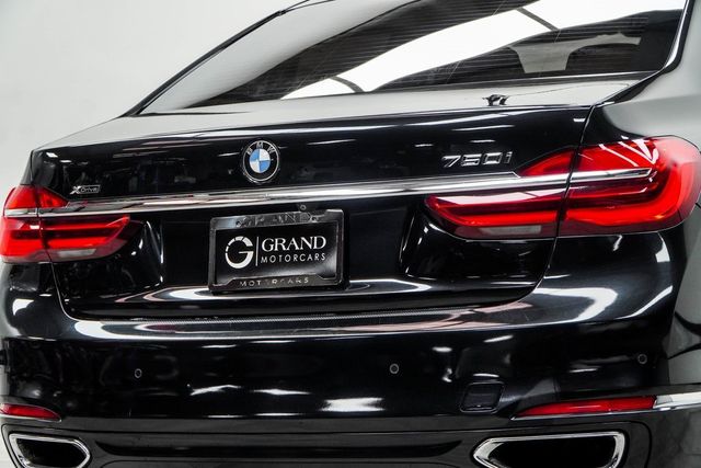 2019 BMW 7 Series 750i xDrive - 22991451 - 13