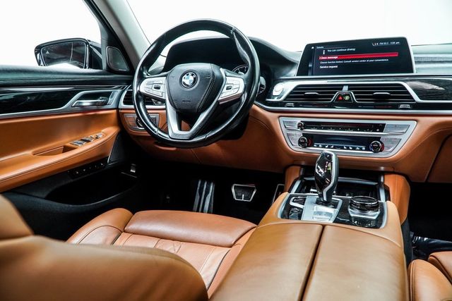 2019 BMW 7 Series 750i xDrive - 22991451 - 19
