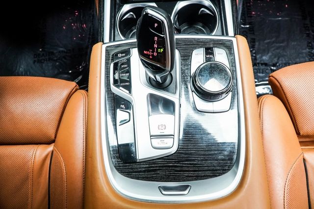 2019 BMW 7 Series 750i xDrive - 22991451 - 21