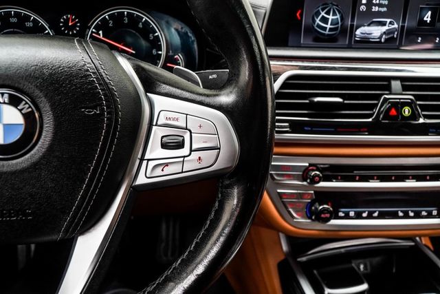 2019 BMW 7 Series 750i xDrive - 22991451 - 32