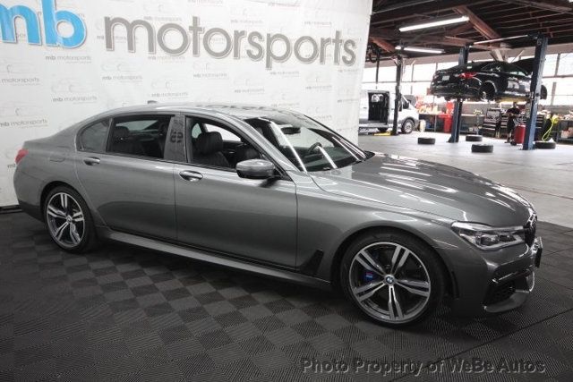 2019 BMW 7 Series 750i xDrive - 22536167 - 5