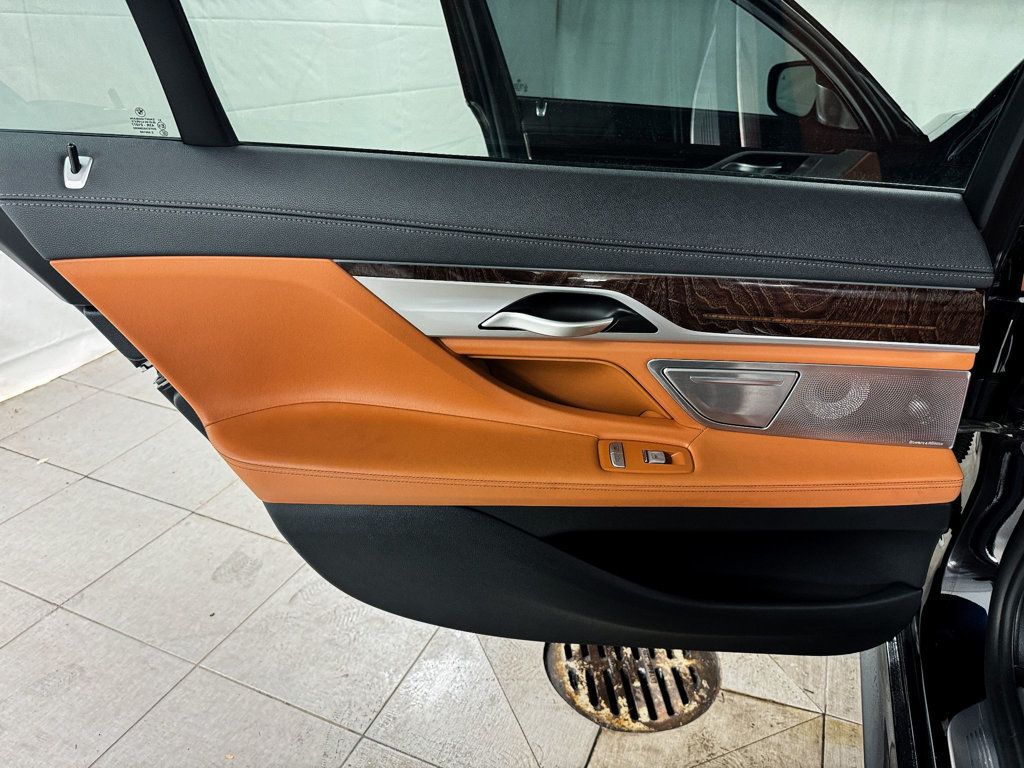 2019 BMW 7 Series 750i XDRIVE MSPORT AWD - 22961556 - 15