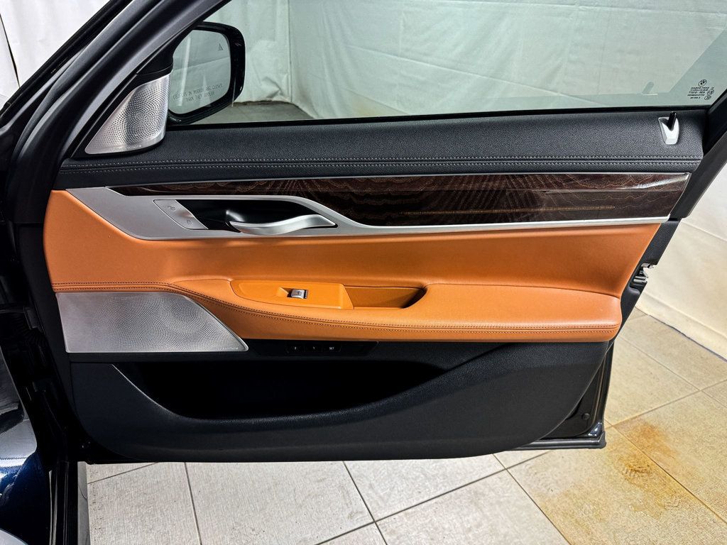 2019 BMW 7 Series 750i XDRIVE MSPORT AWD - 22961556 - 17