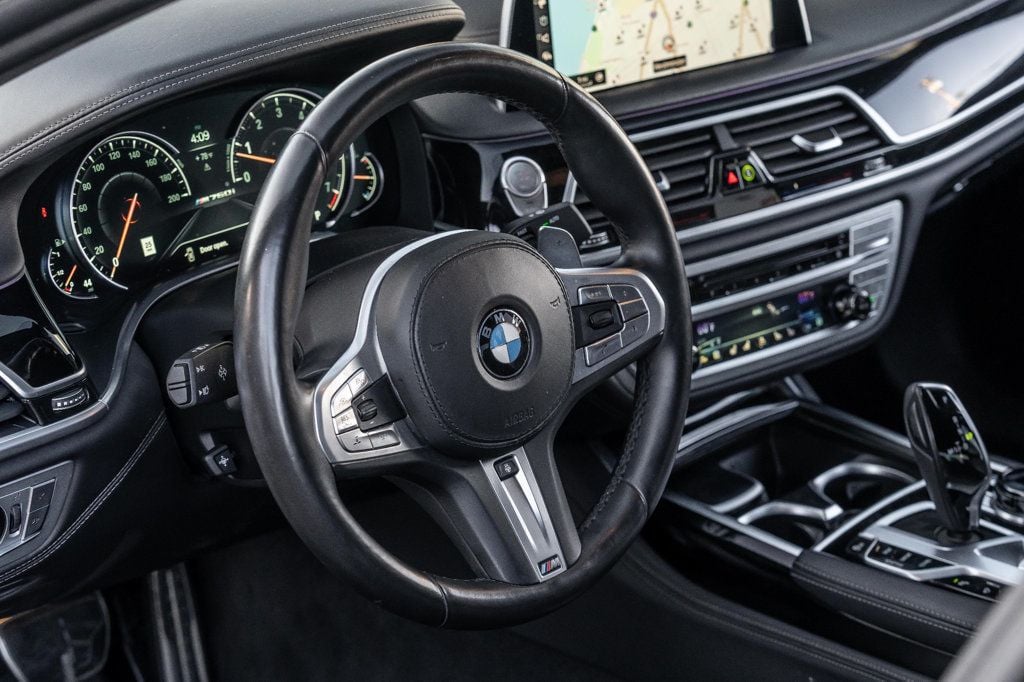 2019 BMW 7 Series M760i xDrive - 22634450 - 25