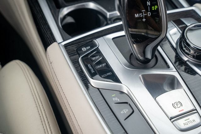 2019 BMW 7 Series MSRP$94845/ExecutivePkg/M-SportPkg/Heated&CooledSeats/NAV - 23024309 - 32