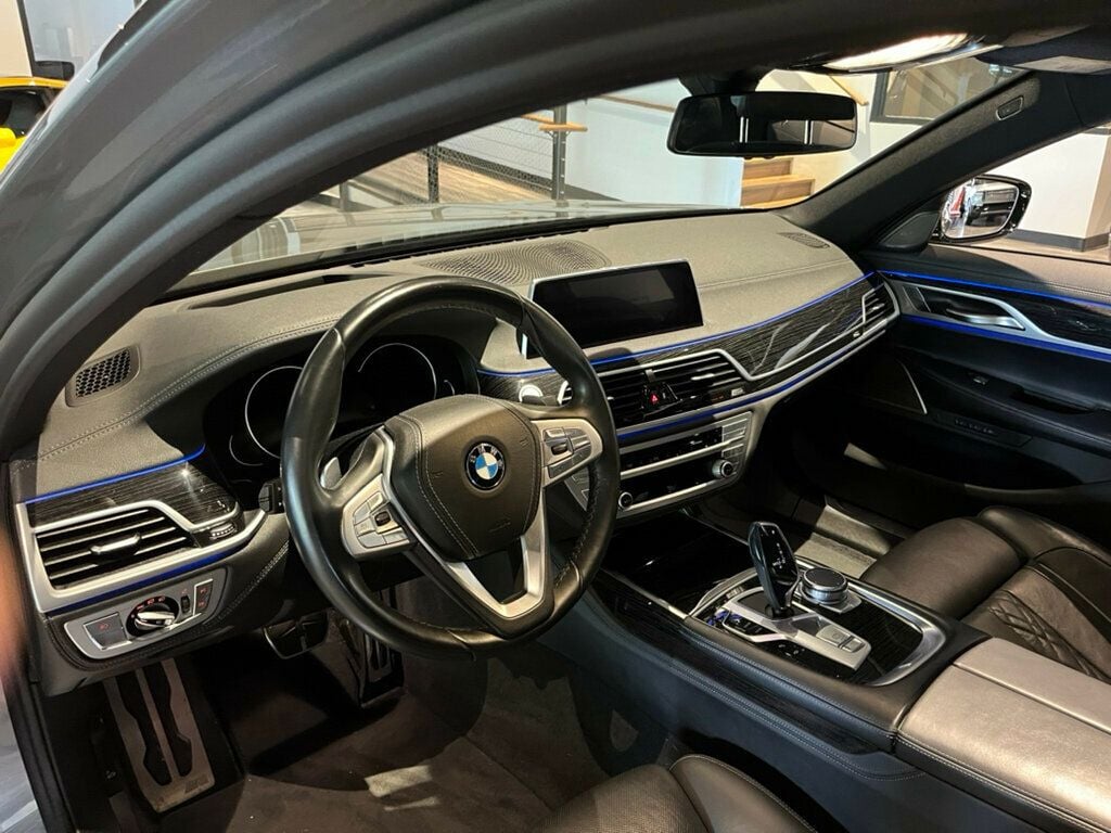 2019 BMW 7 Series V8/LocalCar/M Sport/M SportBrakes/Htd&CldSeats/BlindSpotMonitor - 22540917 - 10