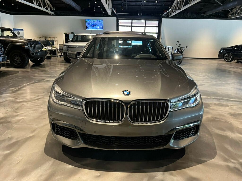 2019 BMW 7 Series V8/LocalCar/M Sport/M SportBrakes/Htd&CldSeats/BlindSpotMonitor - 22540917 - 7