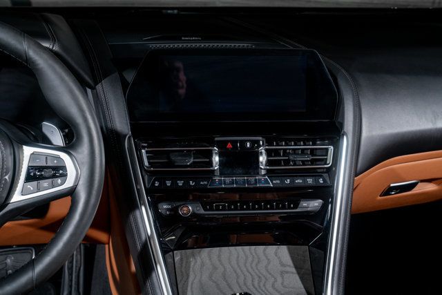 2019 BMW 8 Series M850i xDrive - 22999351 - 16
