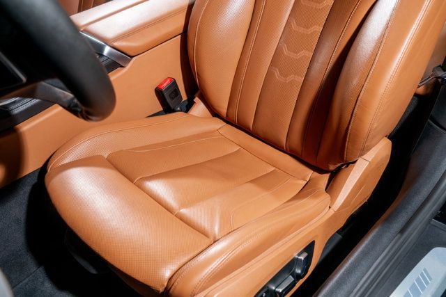 2019 BMW 8 Series M850i xDrive - 22999351 - 21
