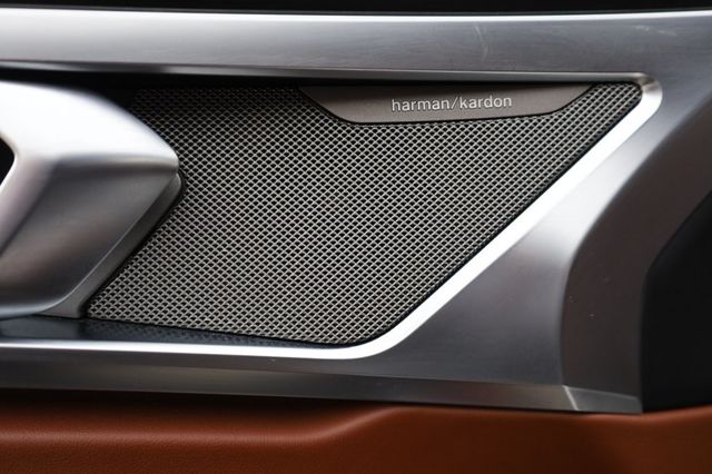 2019 BMW 8 Series M850i xDrive - 22947442 - 35