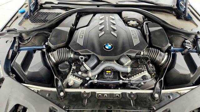 2019 BMW 8 Series M850i xDrive Convertible w/ B&W Diamond SS & Driving Assistance - 23010948 - 28