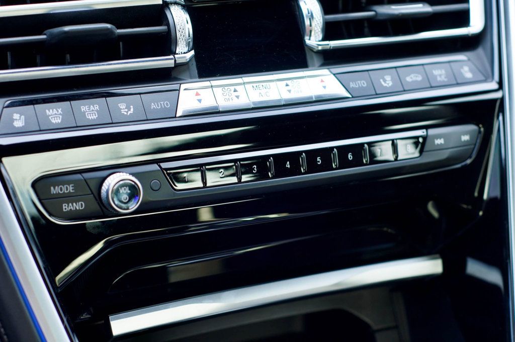 2019 BMW 8 Series MSRP$115105/Heated&CooledSeats/Park Assist plus/Remote Start/NAV - 22966808 - 21