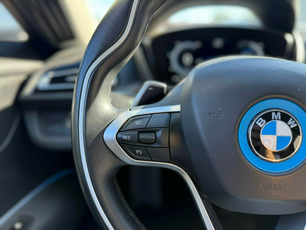 2019 Bmw i8 photo 11