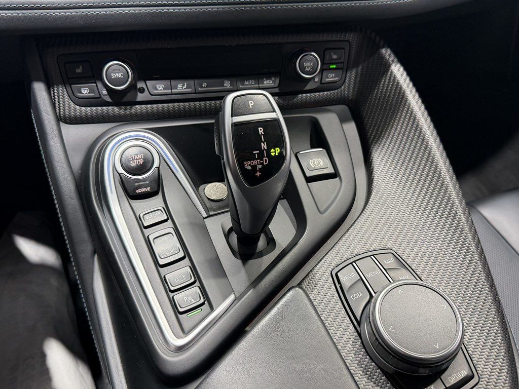 2019 BMW i8 BASE - 23066304 - 18