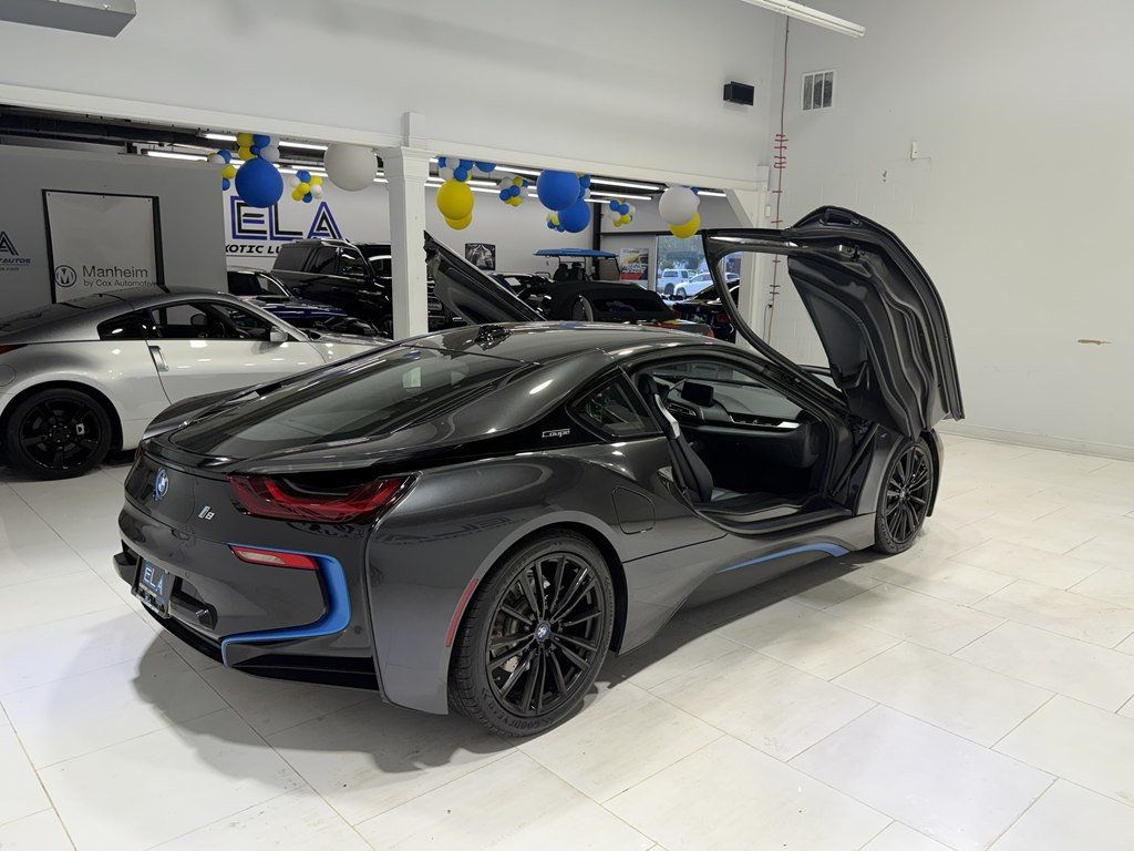 2019 BMW i8 BASE - 23066304 - 7