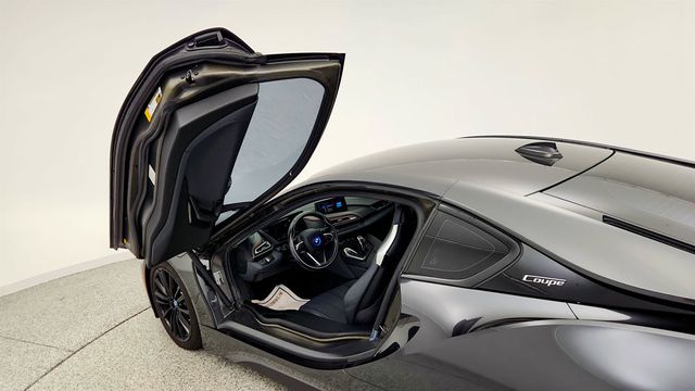 2019 BMW i8 Coupe w/ BMW Laserlight - 23009157 - 9