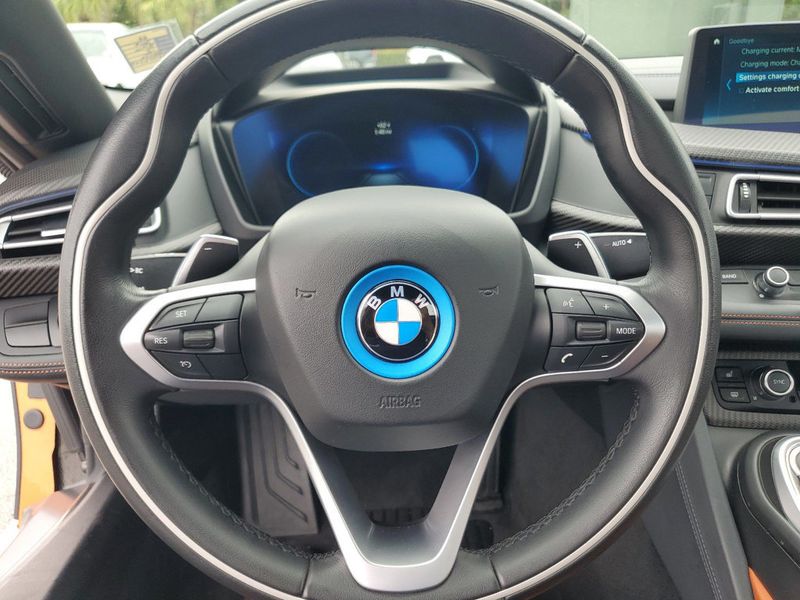 2019 BMW i8 Roadster - 22349330 - 15